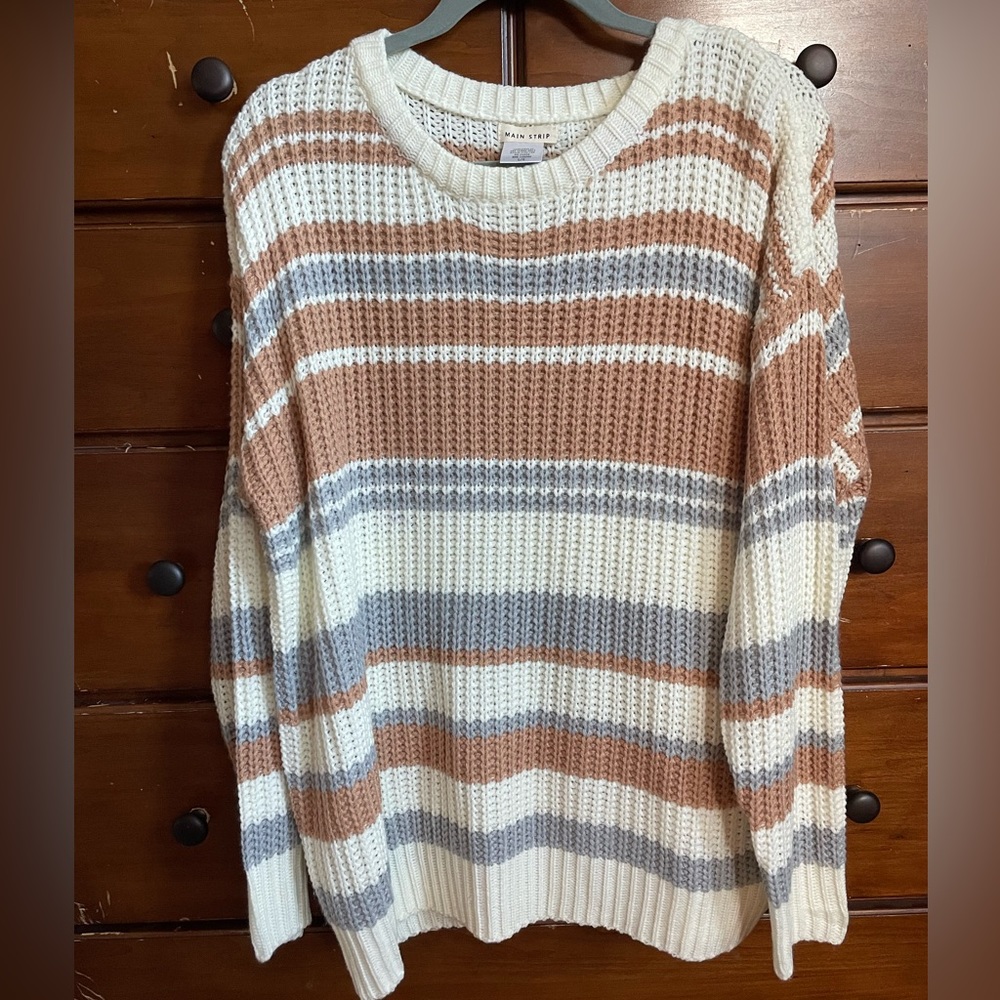 Knitted Long Sleeve Sweater!